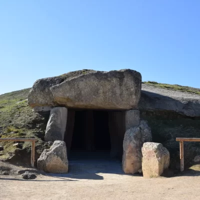 Dolmens van Antequera